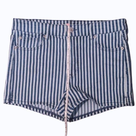 American Eagle Striped Hi-Rise Shortie size 14 - Picture 8 of 8